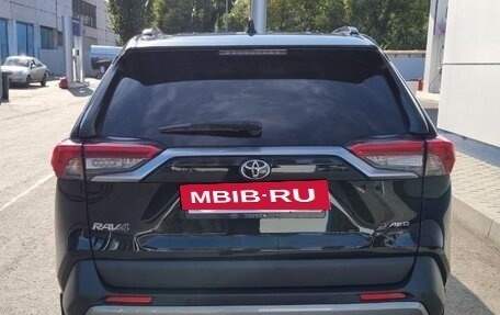 Toyota RAV4, 2021 год, 4 100 000 рублей, 11 фотография