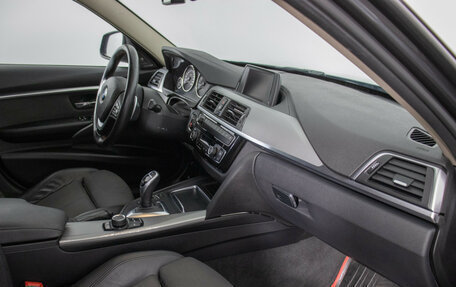 BMW 3 серия, 2018 год, 2 700 000 рублей, 9 фотография