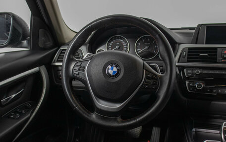 BMW 3 серия, 2018 год, 2 700 000 рублей, 15 фотография