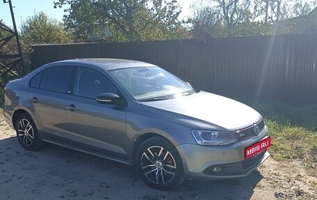 Volkswagen Jetta VI, 2014 год, 870 000 рублей, 2 фотография