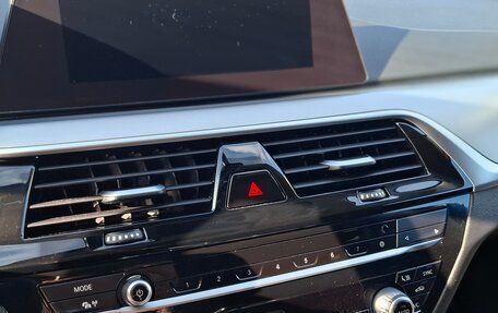 BMW 5 серия, 2019 год, 2 750 000 рублей, 14 фотография