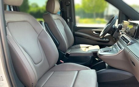 Mercedes-Benz V-Класс, 2024 год, 12 600 000 рублей, 11 фотография