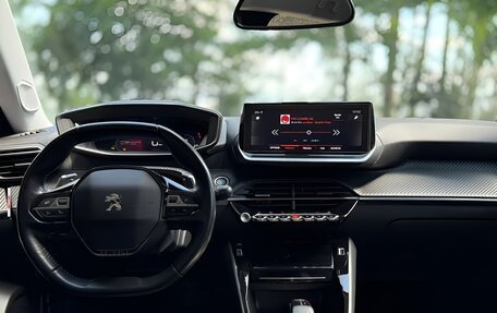 Peugeot 2008 II, 2022 год, 1 480 000 рублей, 7 фотография