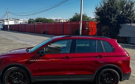 Volkswagen Tiguan II, 2018 год, 3 200 000 рублей, 3 фотография