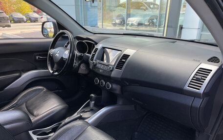 Mitsubishi Outlander III рестайлинг 3, 2008 год, 1 100 000 рублей, 18 фотография