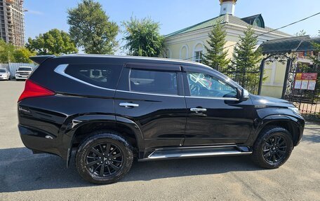 Mitsubishi Pajero Sport III рестайлинг, 2019 год, 3 800 000 рублей, 10 фотография