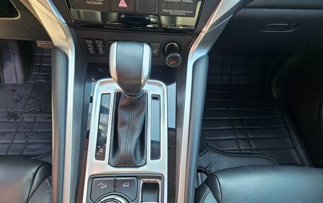 Mitsubishi Pajero Sport III рестайлинг, 2019 год, 3 800 000 рублей, 14 фотография