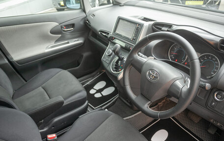 Toyota Wish II, 2010 год, 1 175 000 рублей, 9 фотография