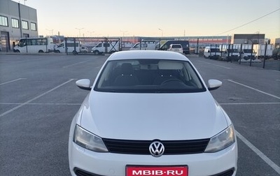 Volkswagen Jetta VI, 2013 год, 1 050 000 рублей, 1 фотография