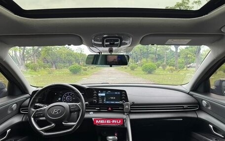 Hyundai Elantra, 2021 год, 1 320 000 рублей, 11 фотография