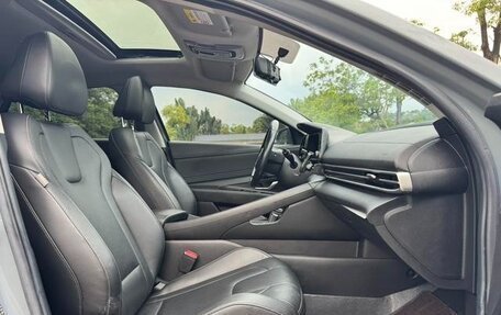 Hyundai Elantra, 2021 год, 1 320 000 рублей, 16 фотография