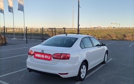 Volkswagen Jetta VI, 2013 год, 1 050 000 рублей, 6 фотография