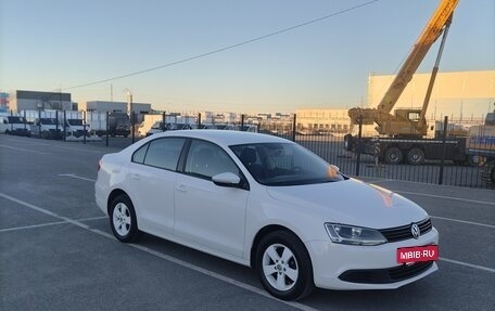 Volkswagen Jetta VI, 2013 год, 1 050 000 рублей, 8 фотография