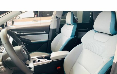 Geely Emgrand, 2024 год, 2 483 990 рублей, 7 фотография