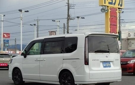 Honda Stepwgn, 2022 год, 2 013 000 рублей, 2 фотография