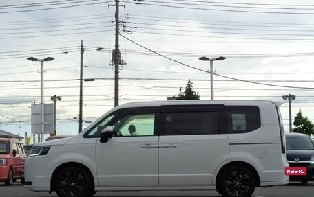 Honda Stepwgn, 2022 год, 2 013 000 рублей, 3 фотография