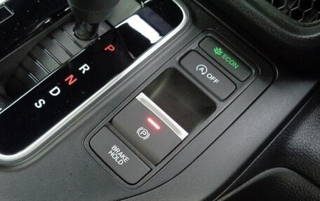 Honda Stepwgn, 2022 год, 2 013 000 рублей, 38 фотография