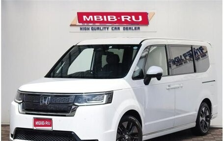 Honda Stepwgn, 2022 год, 2 045 000 рублей, 1 фотография