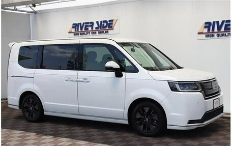 Honda Stepwgn, 2022 год, 2 045 000 рублей, 6 фотография