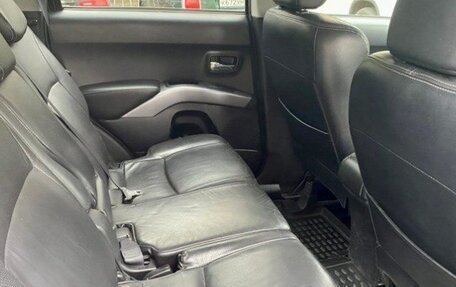 Mitsubishi Outlander III рестайлинг 3, 2008 год, 1 500 000 рублей, 18 фотография