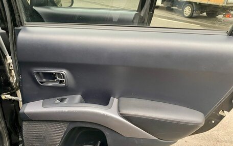 Mitsubishi Outlander III рестайлинг 3, 2008 год, 1 500 000 рублей, 16 фотография