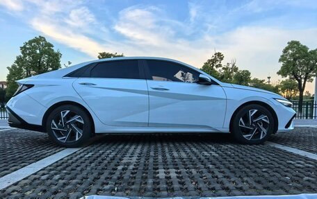 Hyundai Elantra, 2024 год, 1 650 000 рублей, 3 фотография