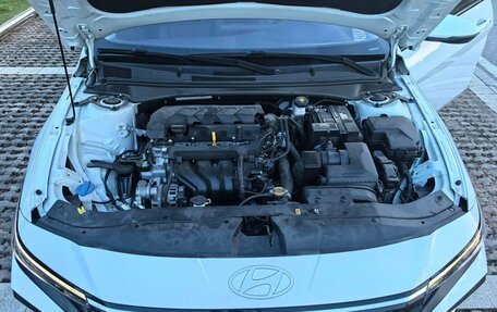 Hyundai Elantra, 2024 год, 1 650 000 рублей, 9 фотография