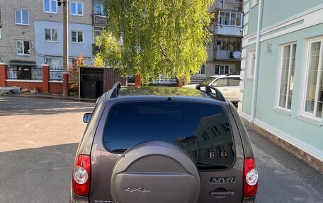 Chevrolet Niva I рестайлинг, 2017 год, 960 000 рублей, 19 фотография