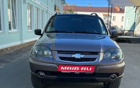 Chevrolet Niva I рестайлинг, 2017 год, 960 000 рублей, 25 фотография