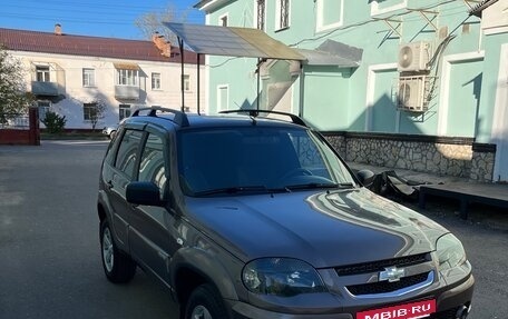Chevrolet Niva I рестайлинг, 2017 год, 960 000 рублей, 27 фотография