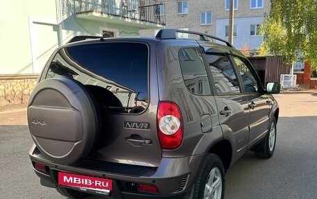 Chevrolet Niva I рестайлинг, 2017 год, 960 000 рублей, 18 фотография
