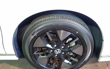 Honda Stepwgn, 2022 год, 2 065 000 рублей, 25 фотография