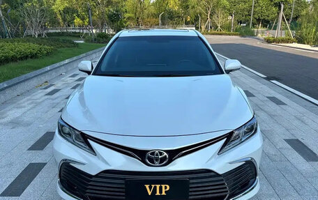 Toyota Camry, 2022 год, 2 140 000 рублей, 3 фотография