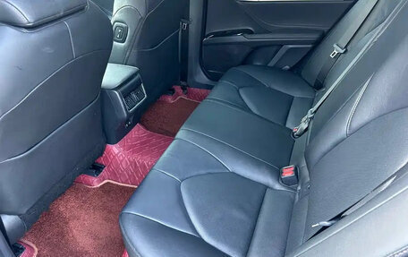 Toyota Camry, 2022 год, 2 140 000 рублей, 15 фотография