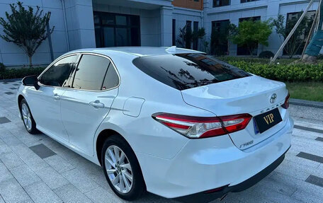Toyota Camry, 2022 год, 2 140 000 рублей, 10 фотография