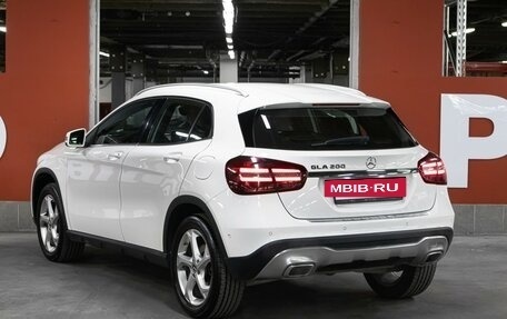 Mercedes-Benz GLA, 2019 год, 2 698 000 рублей, 7 фотография