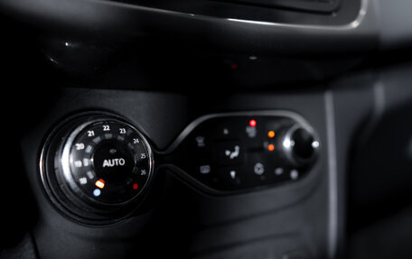 Renault Sandero II рестайлинг, 2018 год, 970 000 рублей, 22 фотография