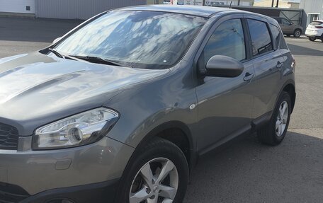 Nissan Qashqai, 2011 год, 850 000 рублей, 1 фотография