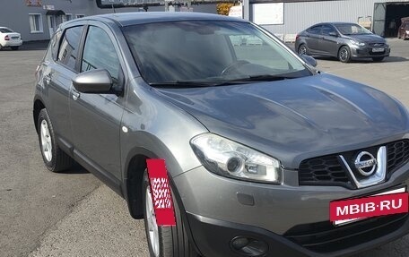 Nissan Qashqai, 2011 год, 850 000 рублей, 2 фотография