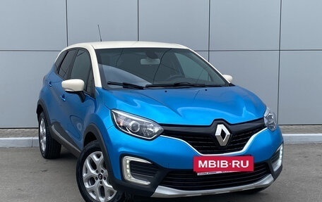 Renault Kaptur I рестайлинг, 2017 год, 1 050 000 рублей, 6 фотография