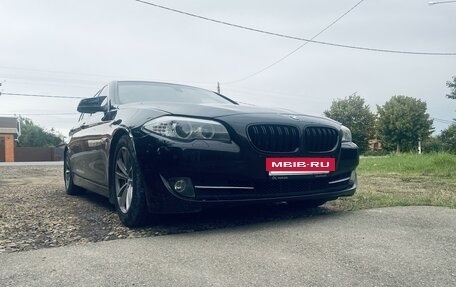 BMW 5 серия, 2010 год, 1 970 000 рублей, 3 фотография