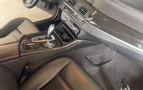 BMW 5 серия, 2010 год, 1 970 000 рублей, 21 фотография