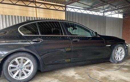 BMW 5 серия, 2010 год, 1 970 000 рублей, 28 фотография