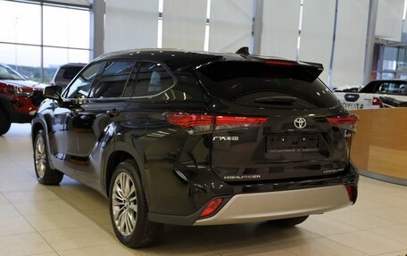 Toyota Highlander, 2025 год, 6 300 000 рублей, 8 фотография