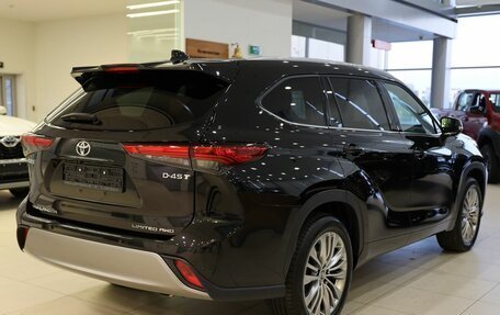 Toyota Highlander, 2025 год, 6 300 000 рублей, 6 фотография
