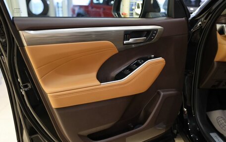 Toyota Highlander, 2025 год, 6 300 000 рублей, 11 фотография
