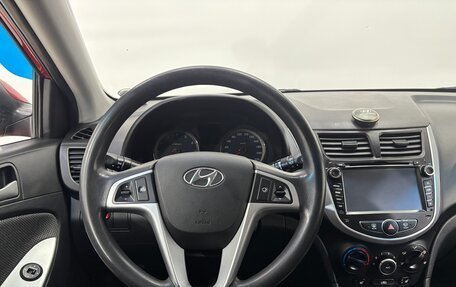 Hyundai Solaris II рестайлинг, 2011 год, 810 000 рублей, 12 фотография