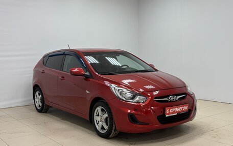 Hyundai Solaris II рестайлинг, 2011 год, 810 000 рублей, 3 фотография
