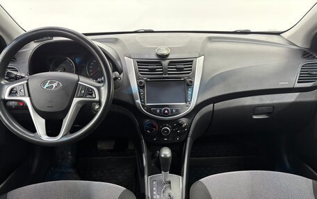 Hyundai Solaris II рестайлинг, 2011 год, 810 000 рублей, 10 фотография