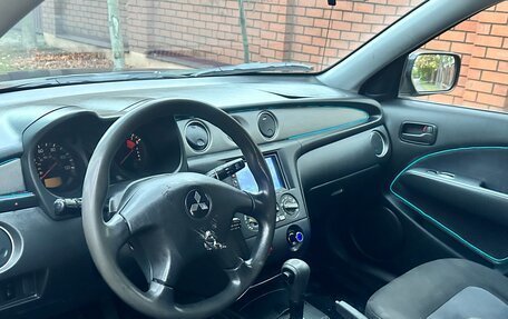 Mitsubishi Outlander III рестайлинг 3, 2003 год, 390 000 рублей, 8 фотография
